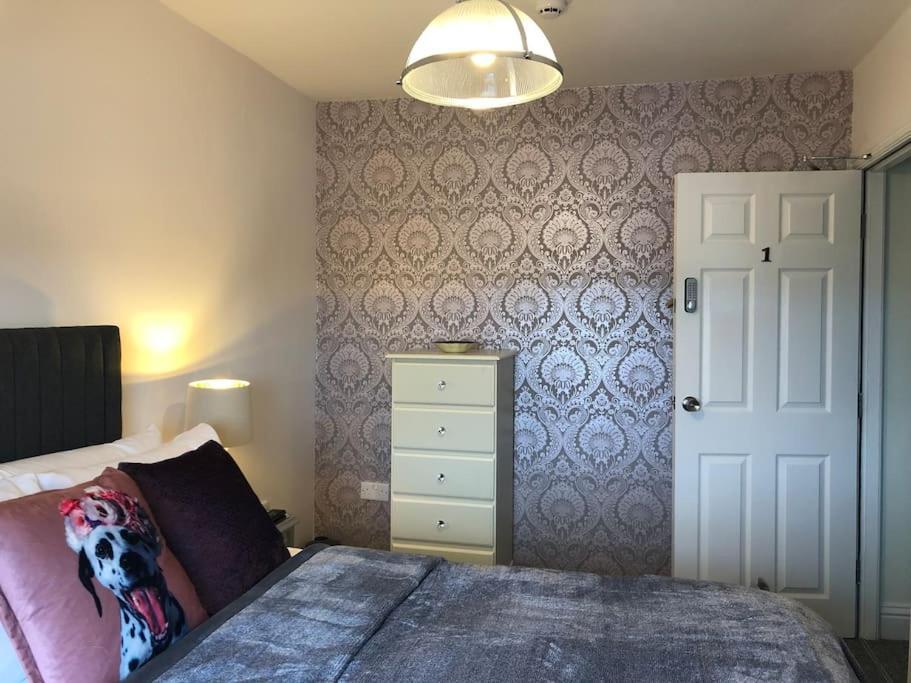 Ten Streets Bed & Breakfast Liverpool Esterno foto