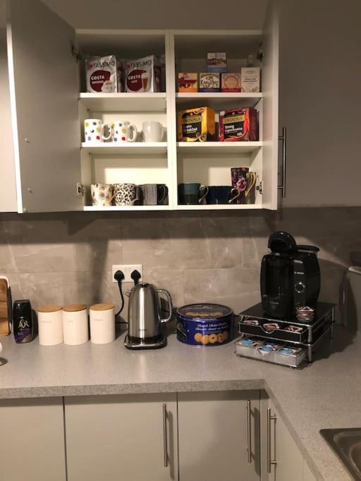 Ten Streets Bed & Breakfast Liverpool Esterno foto