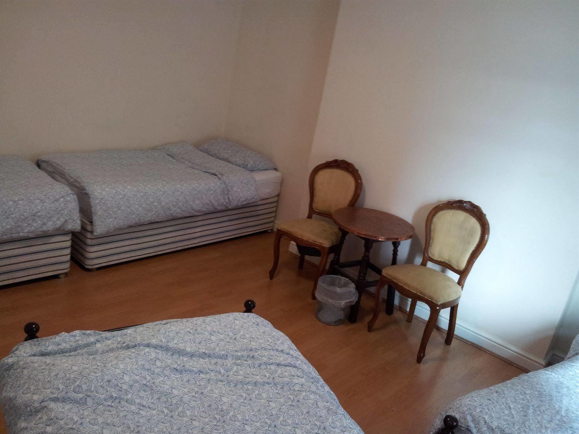Ten Streets Bed & Breakfast Liverpool Esterno foto