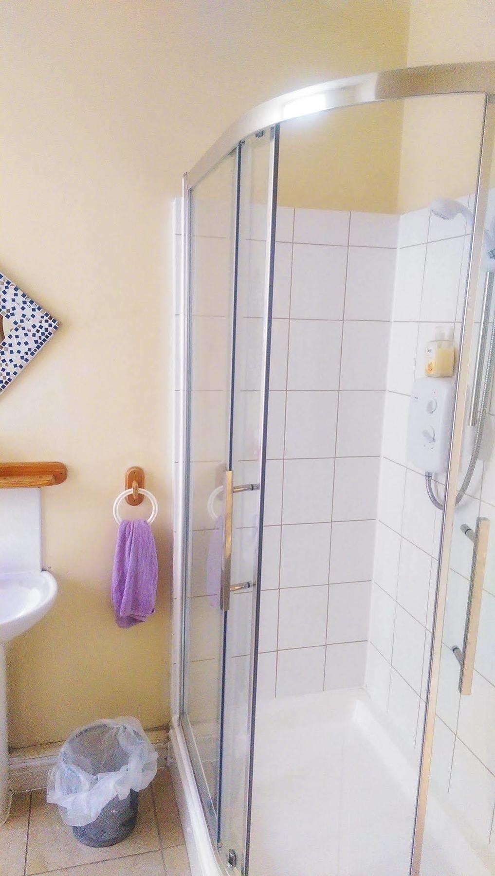 Ten Streets Bed & Breakfast Liverpool Esterno foto