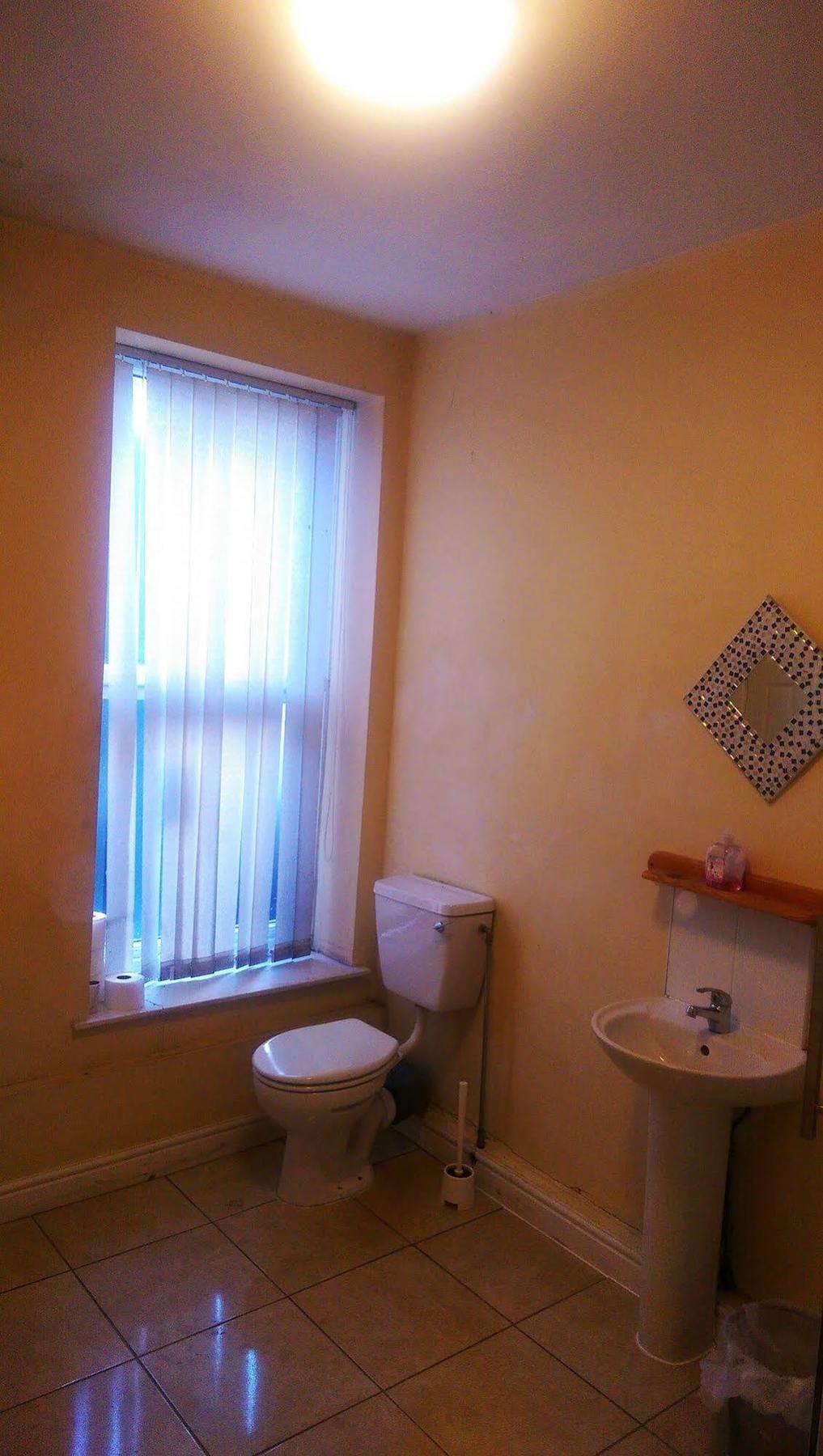 Ten Streets Bed & Breakfast Liverpool Esterno foto